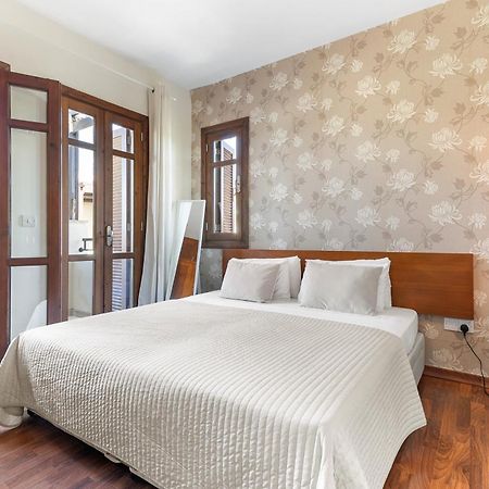 2 Bedroom Apartment Assia With Communal Pool, Aphrodite Hills Resort كوكليا المظهر الخارجي الصورة