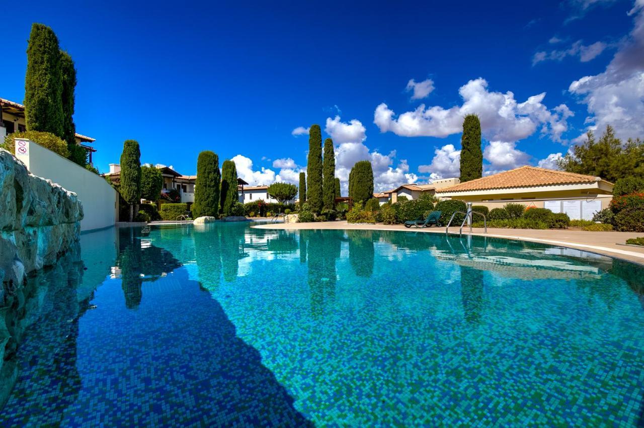 2 Bedroom Apartment Assia With Communal Pool, Aphrodite Hills Resort كوكليا المظهر الخارجي الصورة