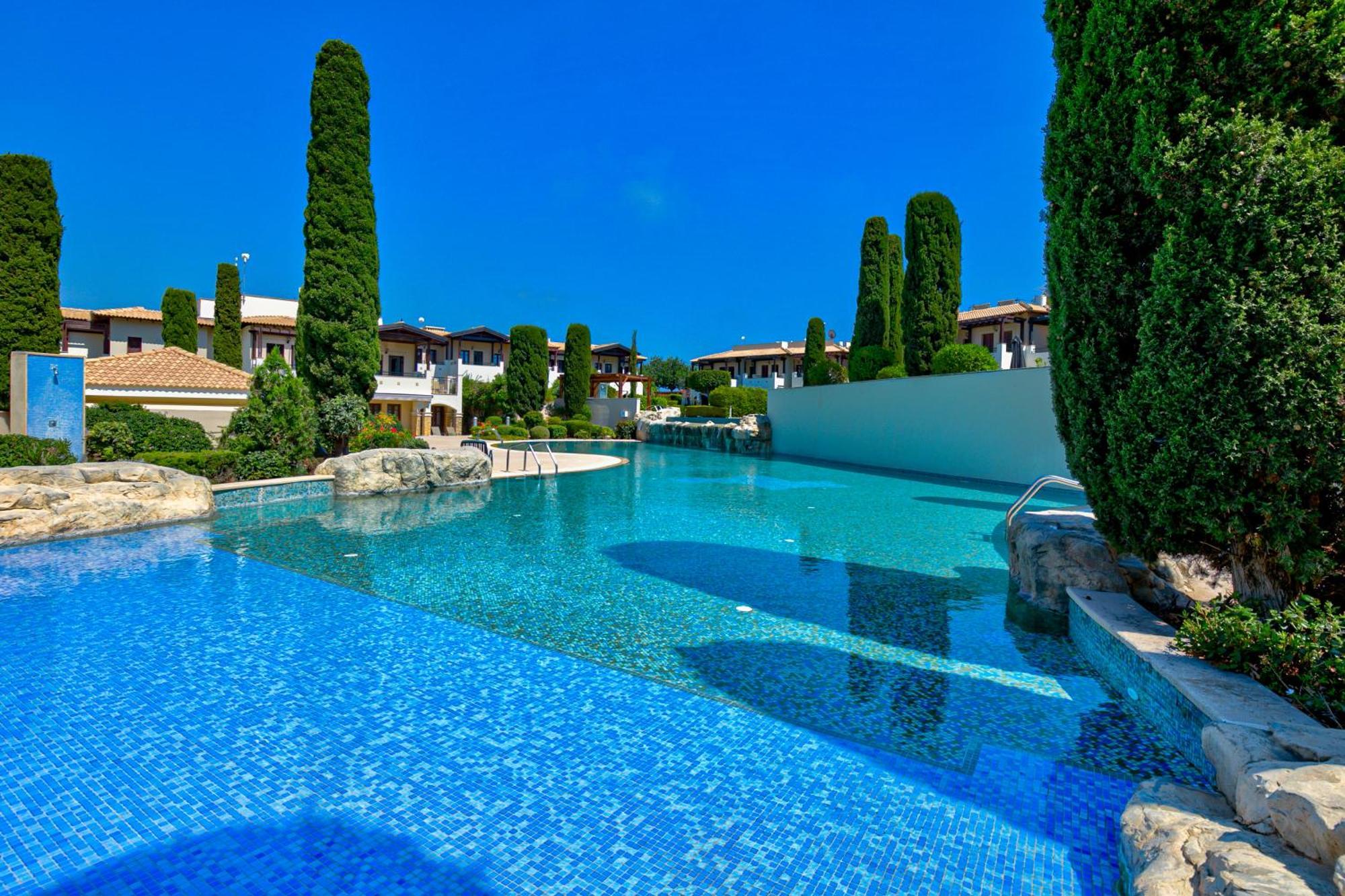 2 Bedroom Apartment Assia With Communal Pool, Aphrodite Hills Resort كوكليا المظهر الخارجي الصورة