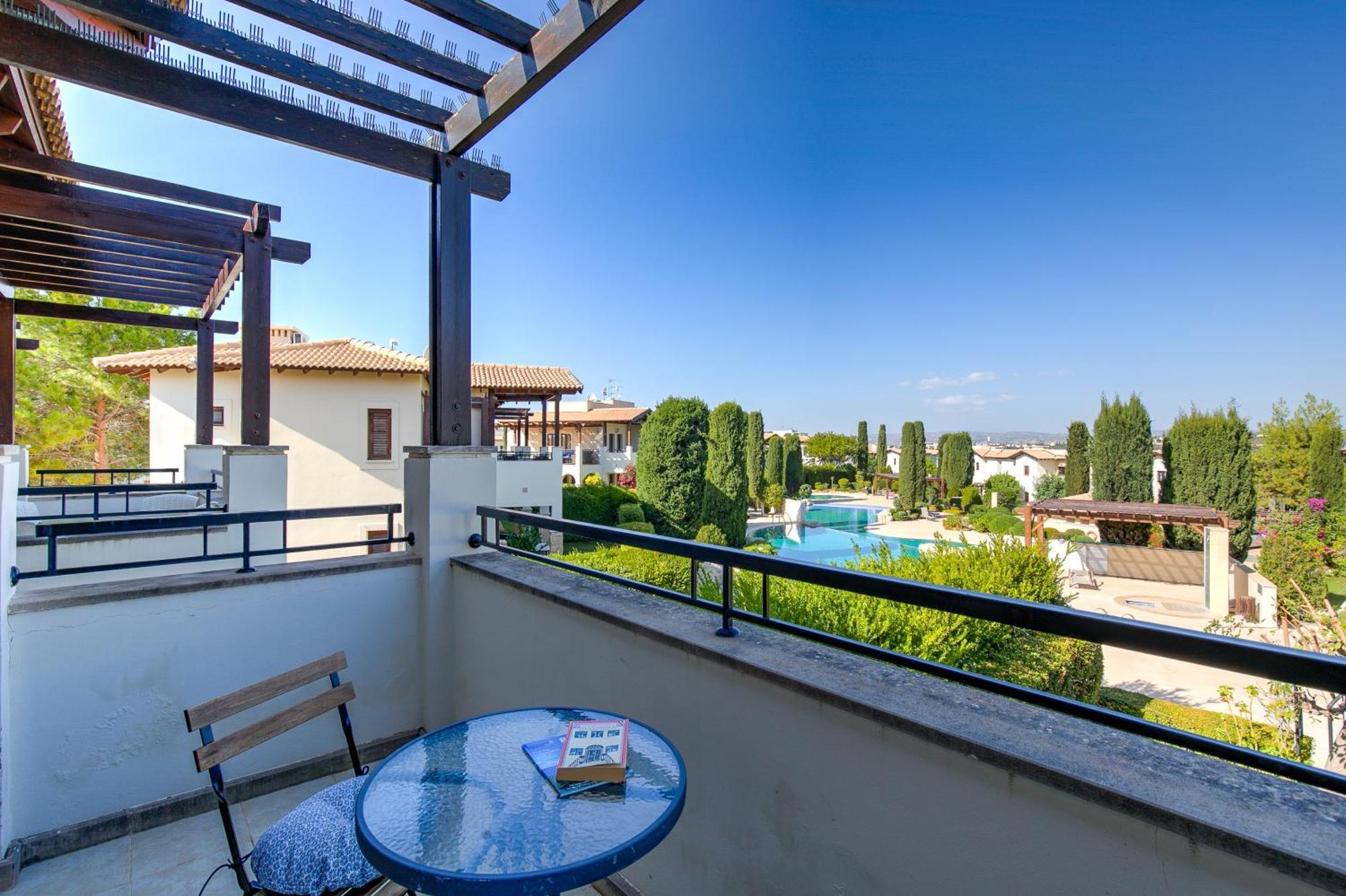 2 Bedroom Apartment Assia With Communal Pool, Aphrodite Hills Resort كوكليا المظهر الخارجي الصورة